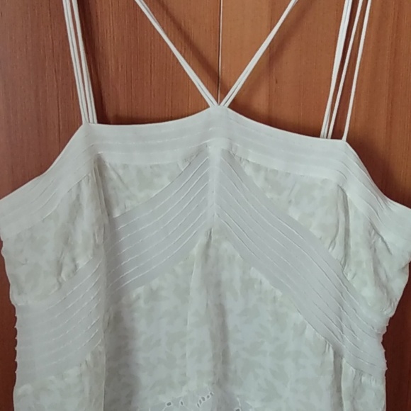 Leif Notes Lacy Tank - Picture 2 of 5